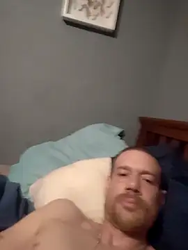 Snapshot of Robbiejack chatting on 12/20/25, 09:27 Robbiejack online show from 12/20/25, 09:27