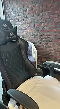 natural bigboobs online show from 03/13/25, 08:11