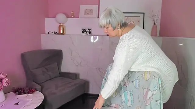 CarmenSoft online show from 01/29/25, 03:22