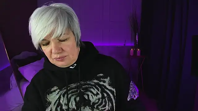 CarmenSoft online show from 02/01/25, 08:47