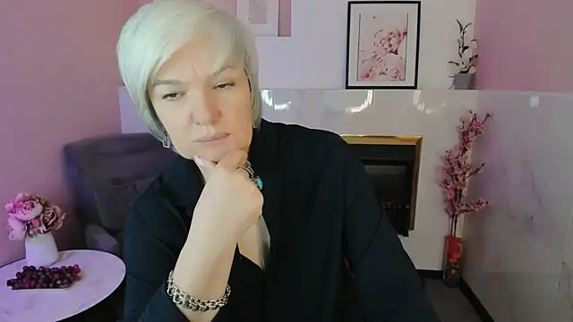 CarmenSoft online show from 06/08/26, 01:28