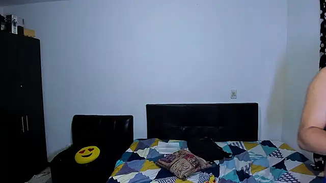 ares sexxx online show from 02/04/26, 12:11