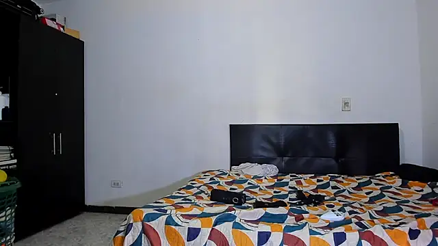 ares sexxx online show from 02/25/26, 04:38