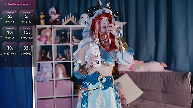 Snapshot of MadnessAlison chatting on 02/25/25, 07:14 MadnessAlison online show from 02/25/25, 07:14