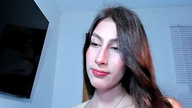 valeria gonzales  online show from 12/13/24, 11:39