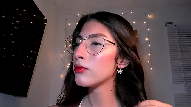 valeria gonzales  online show from 01/11/25, 11:24