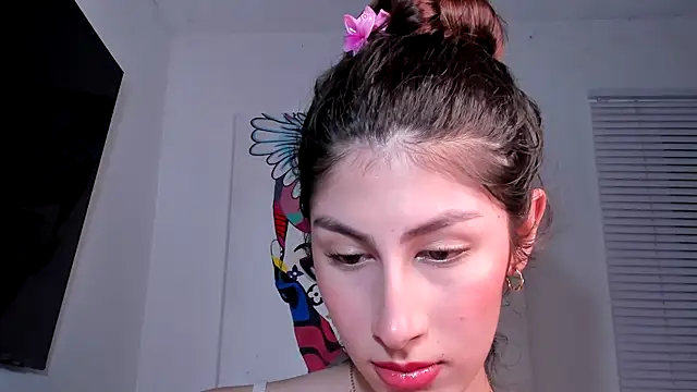 valeria gonzales  online show from 03/13/25, 03:44