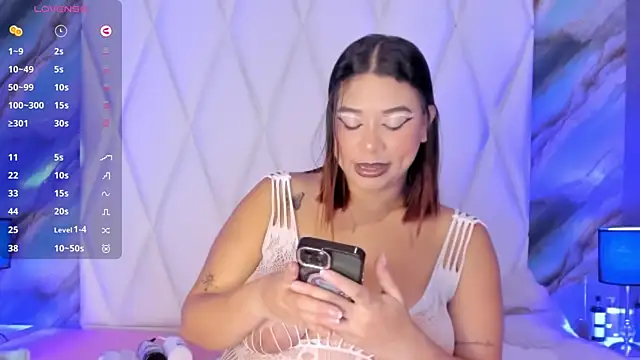 DanniaMonroee online show from 05/26/26, 12:12