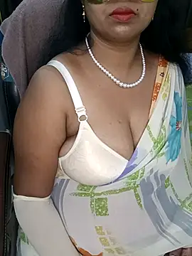 Anushka 21 online show from 10/13/25, 07:25