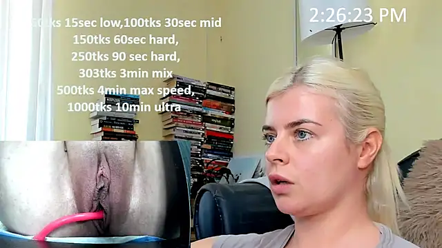 queenofthenighttt online show from 01/17/26, 01:27