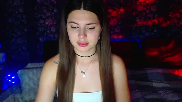 ViollinaLove online show from 05/26/26, 07:43