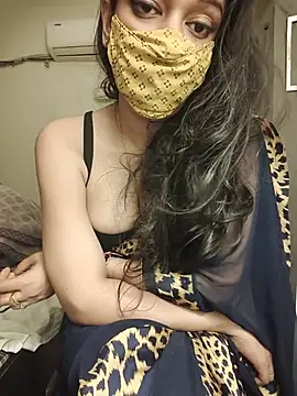 Snapshot of Lavanya_Shah chatting on 07/17/26, 03:07 Lavanya Shah online show from 07/17/26, 03:07