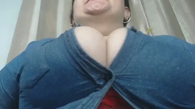 Snapshot of valeyperver chatting on 03/16/25, 03:25 valeyperver online show from 03/16/25, 03:25