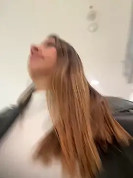 Hall 16 online show from 01/25/25, 04:46