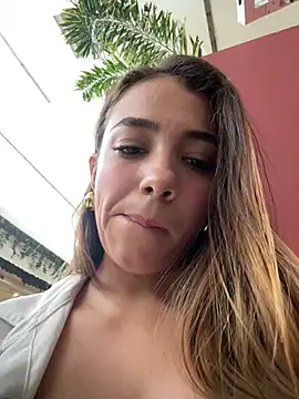 Hall 16 online show from 02/26/25, 08:22