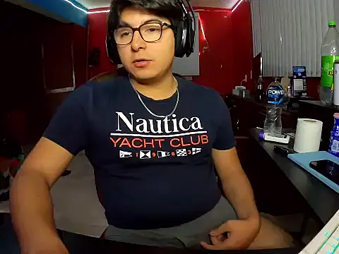 Snapshot of Nathanroberts111 chatting on 12/28/24, 06:06 Nathanroberts111 online show from 12/28/24, 06:06