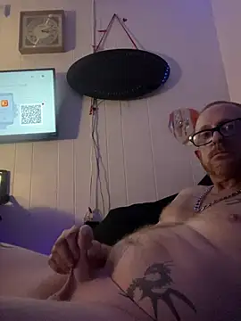 Snapshot of CLoSpunkmeyer69 chatting on 12/19/24, 08:13 CLoSpunkmeyer69 online show from 12/19/24, 08:13