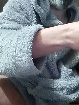 207RCCam online show from 03/18/25, 12:49