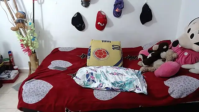 Britney-22 online show from 04/11/26, 01:54