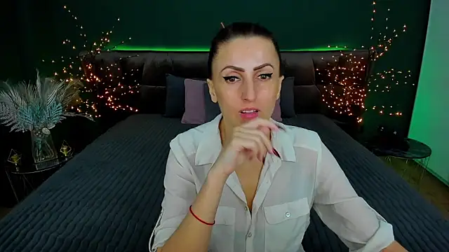 Rebecca Diamond online show from 02/13/25, 10:55