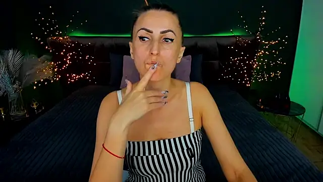 Rebecca Diamond online show from 09/27/25, 11:59