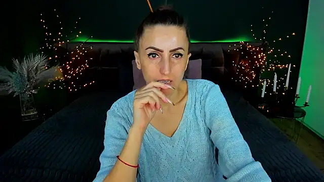 Snapshot of Rebecca_Diamond chatting on 02/03/26, 06:40 Rebecca Diamond online show from 02/03/26, 06:40