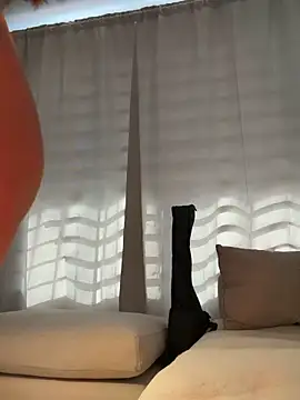 curchez  online show from 09/24/25, 07:39