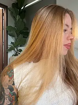 curchez  online show from 04/06/26, 08:43