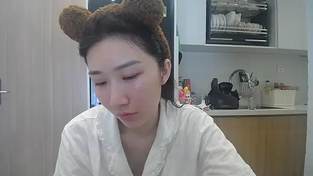 Asiagirll online show from 06/15/26, 02:47