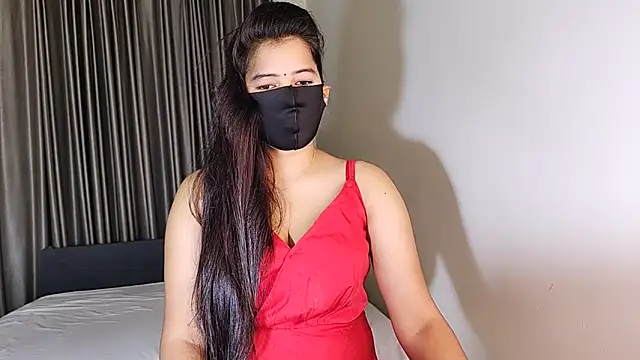 YourLovelyQueen online show from 02/14/25, 03:22