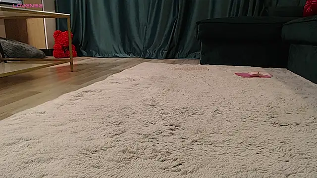 natasha-bigas online show from 04/03/26, 08:40