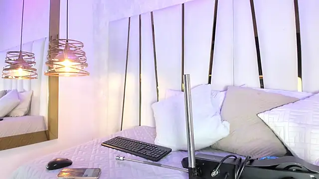 elena mature online show from 05/25/26, 08:15