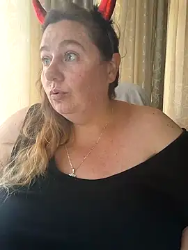 Snapshot of Iceprincess2bad4u chatting on 02/02/25, 10:13 Iceprincess2bad4u online show from 02/02/25, 10:13