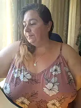 Snapshot of Iceprincess2bad4u chatting on 02/08/25, 07:26 Iceprincess2bad4u online show from 02/08/25, 07:26