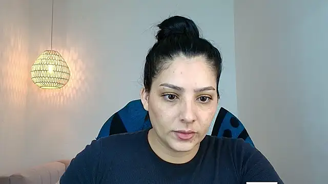 YummyAnna  online show from 04/13/26, 02:22