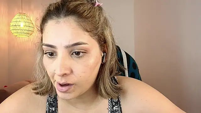 YummyAnna  online show from 06/10/26, 08:19