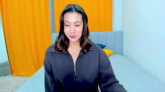 Snapshot of FieryHeart chatting on 12/16/24, 05:33 FieryHeart online show from 12/16/24, 05:33