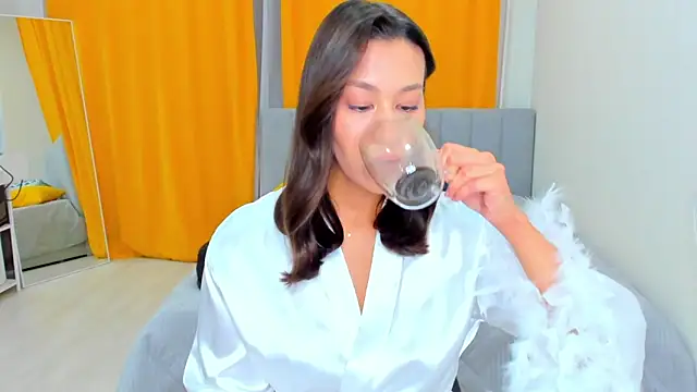 Snapshot of FieryHeart chatting on 03/17/25, 07:48 FieryHeart online show from 03/17/25, 07:48