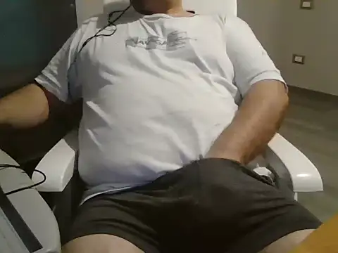 iron boy80 online show from 02/16/25, 10:10