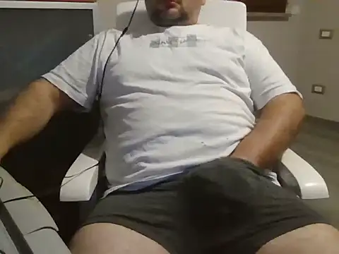 iron boy80 online show from 11/13/25, 08:46