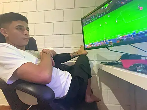 Max TheHorseDick online show from 01/07/26, 04:59