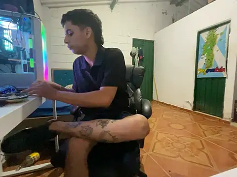 Max TheHorseDick online show from 04/13/26, 02:50