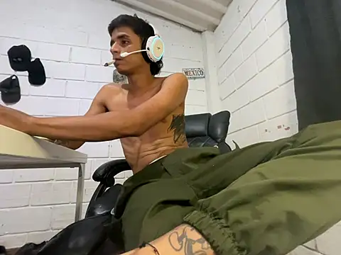 Max TheHorseDick online show from 07/02/26, 04:07