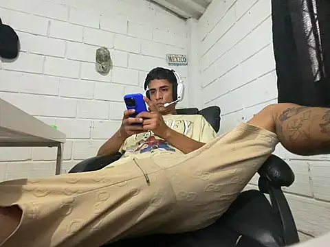 Max TheHorseDick online show from 07/09/26, 04:33