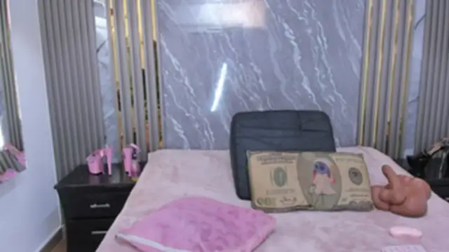 Nyakimgold online show from 09/26/25, 12:31