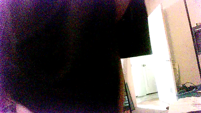 Snapshot of SDtinycok chatting on 09/21/25, 05:03 SDtinycok online show from 09/21/25, 05:03