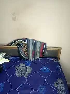 Sweet-Berry online show from 12/25/24, 05:37