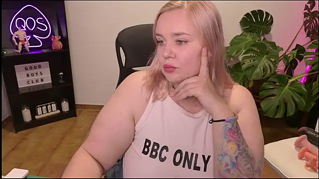 MargotGrey online show from 07/05/26, 10:44