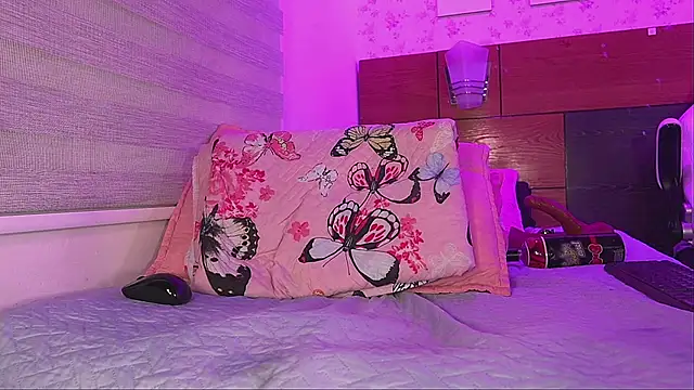 mssburbuja online show from 02/05/25, 09:15