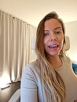 novaforyou1 online show from 10/12/25, 01:21